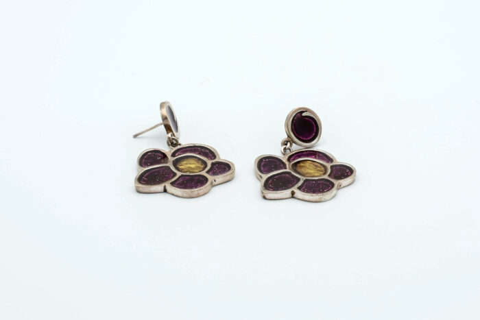 8BAB67D8-084A-4449-B114-5DDDD2978858